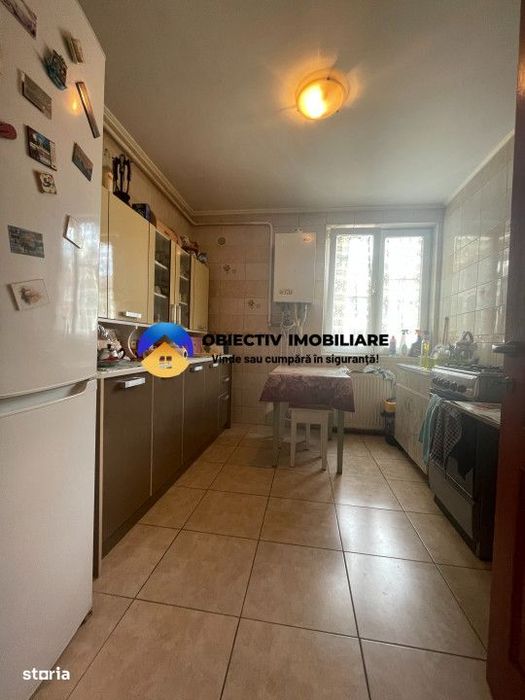 Apartament 4 camere – Precista / Shopping City
