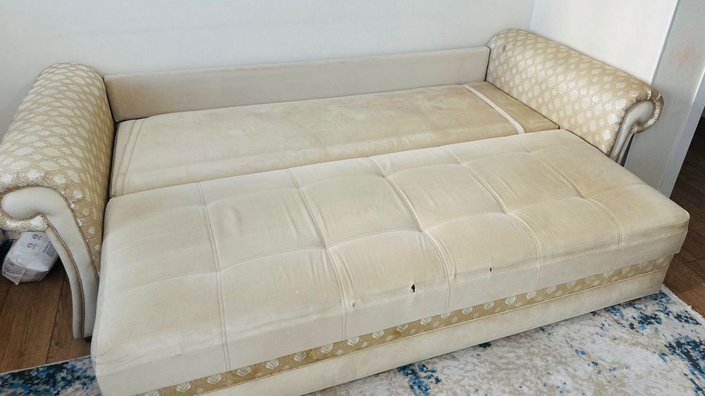 Диван раскладной, 2 спальный.