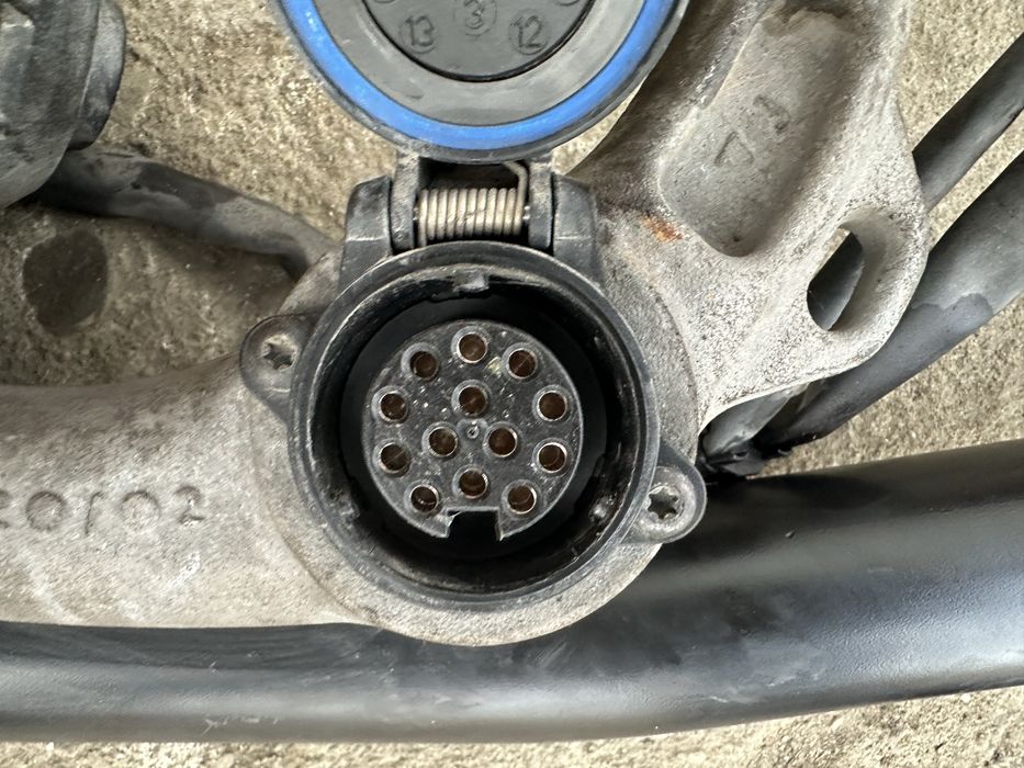 Carlig de remorcare pentru Mercedes-Benz C-Class (W205)