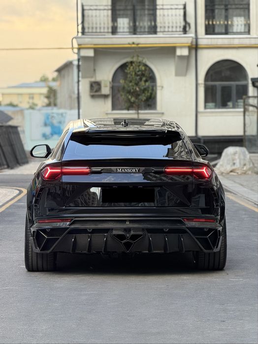 Sotuvda Lamborghini Urus Mansory
