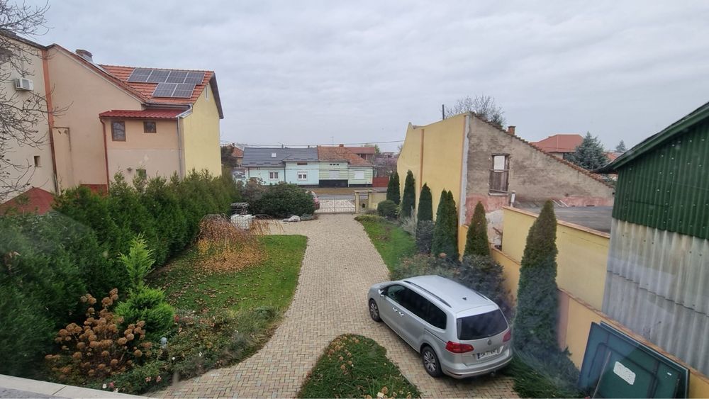 Vilă , Casă de vânzare