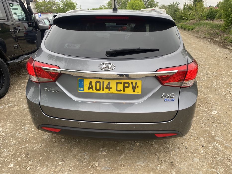 Aripă dreapta spate Hyundai i40 break