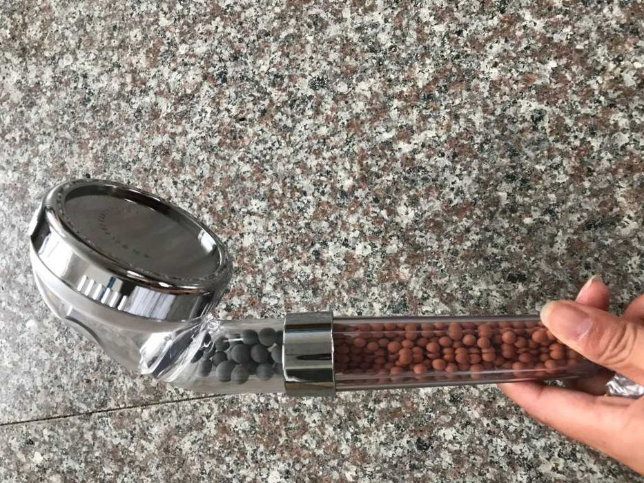 СПА душ слушалка с германиий и турмалин / Размерът и е универсален