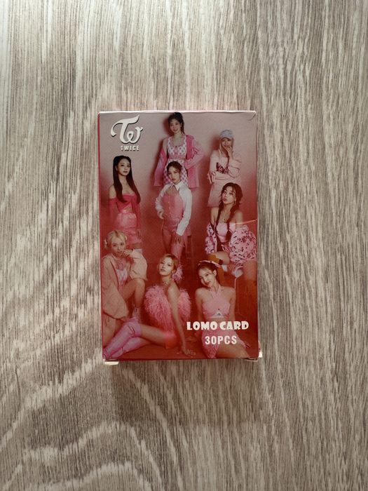 Неполный набор односторонних карт twice