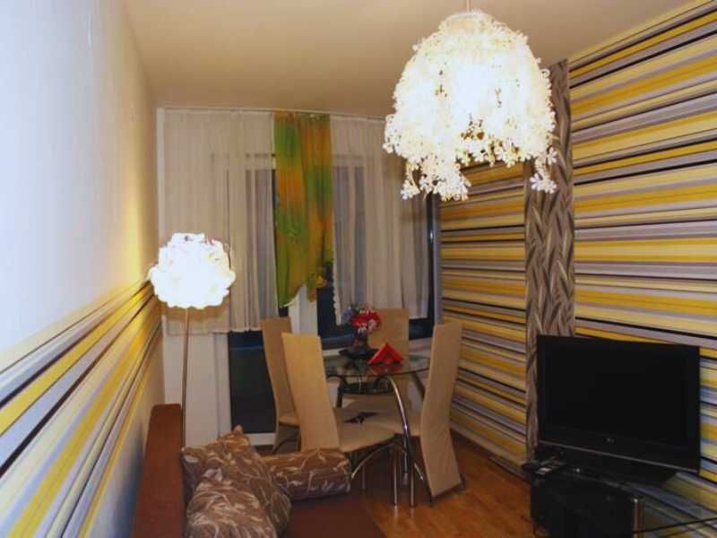 Дава се под наем Двустаен апартамент в София, Студентски град - 60 кв.м за 466.65 € - Снимка #3