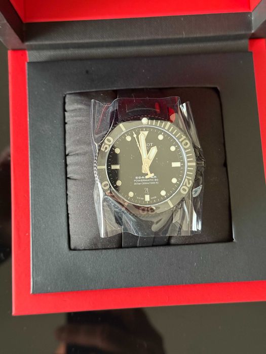 Нов часовник TISSOT Seastar 1000 Powermatic 80 All Black