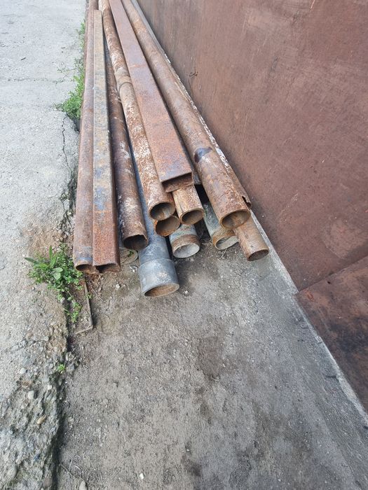 Țeavă pentru gard, stâlpi porti