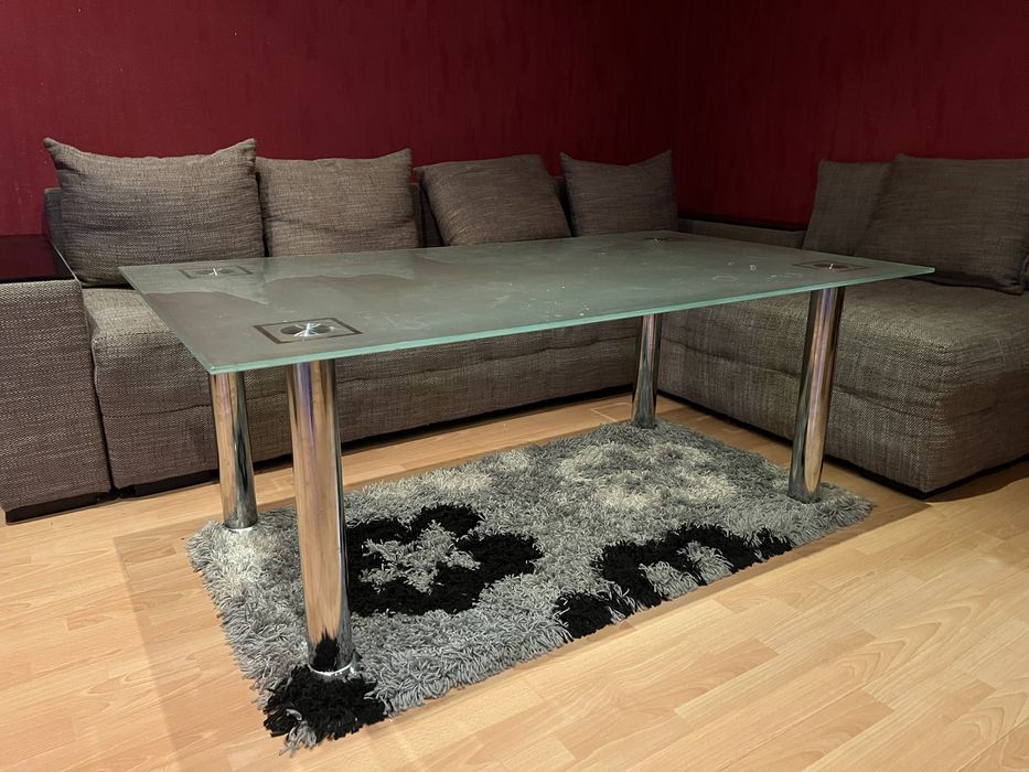 Трапезна маса за хранене от закалено стъкло