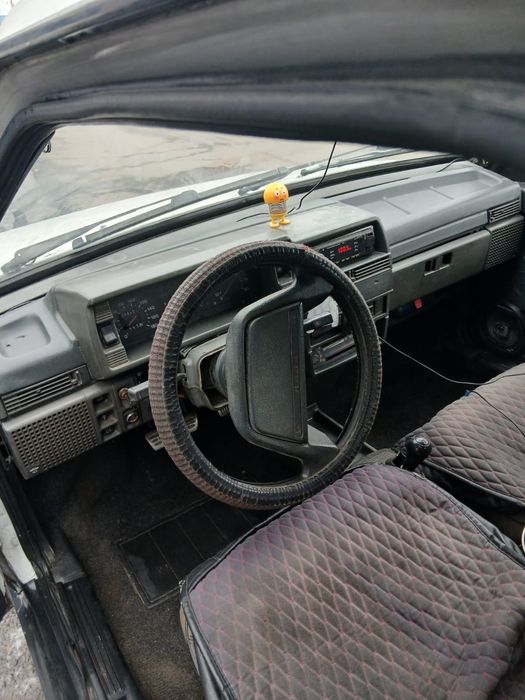 Продается машина.. На ходу.