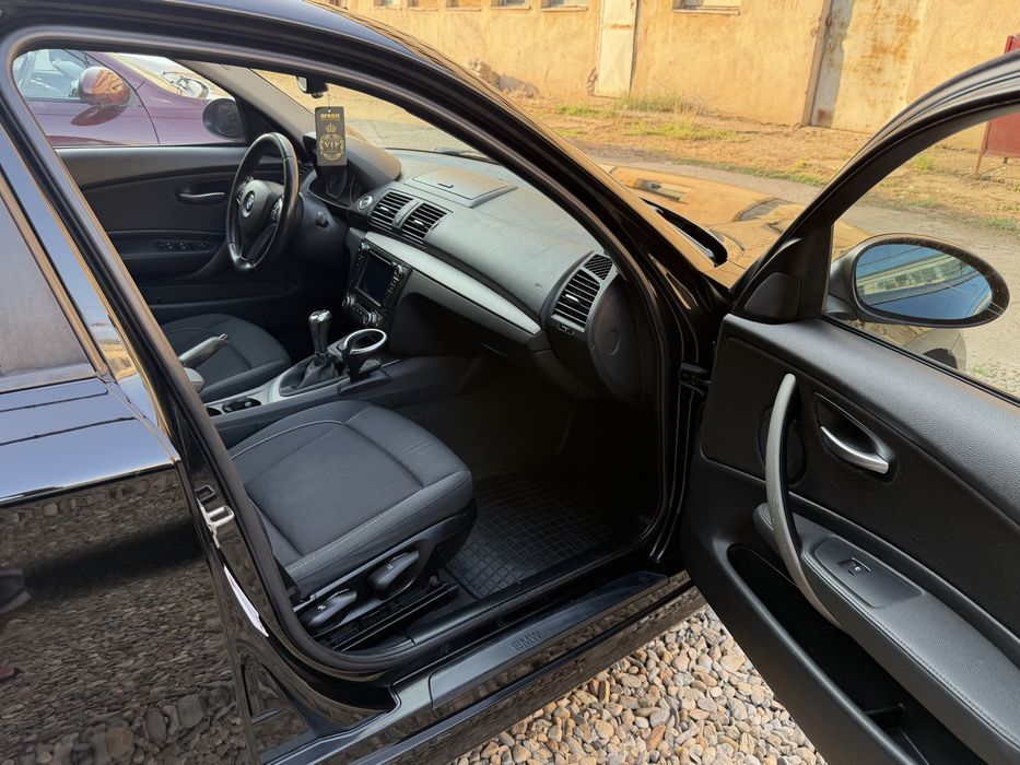 BMW 118d E87 2.0 Diesel 143 CP Xenon Navigație Rate Buy-Back 2010 E5