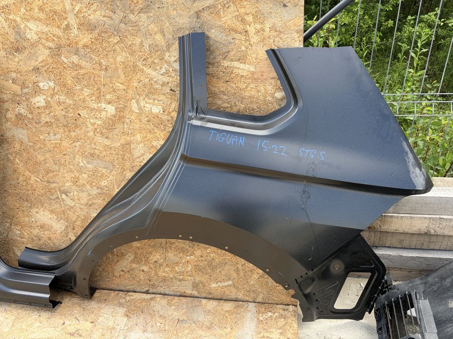 Stalp prag usa stanga / aripa stanga spate Volkswagen Tiguan 2NA  2016/2017/2018/2019/2020/2021/2022/2023