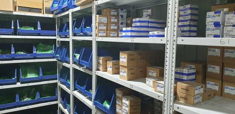 Запчасти для Jsb,Hidromek,Hitachi,Cat