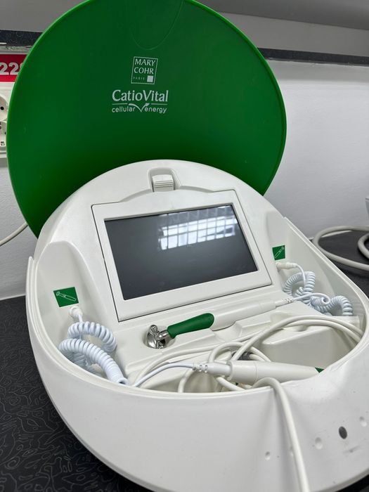 Aparat cosmetic profesional KATIOVIT sau schim cu laser si adaug difer
