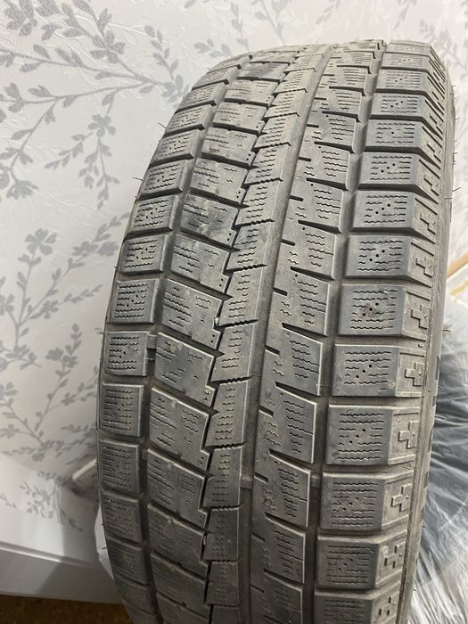 Продам шины все сезонка лепучка