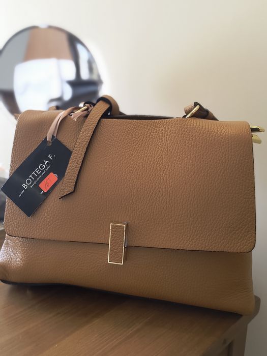 Дамска чанта камел - естествена кожа