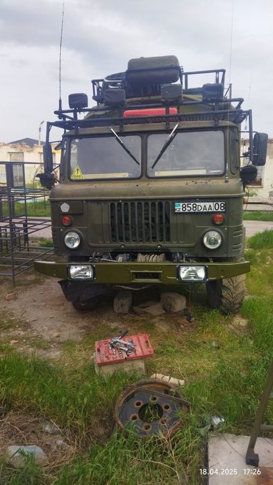 Газ 66 дом на колёсах.