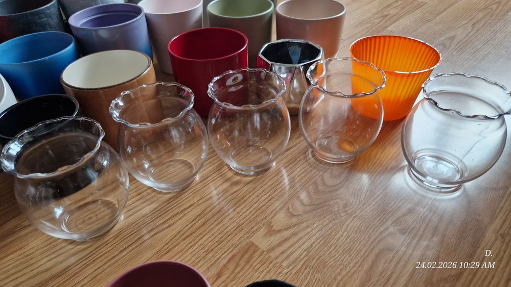 Vase ceramice pentru flori