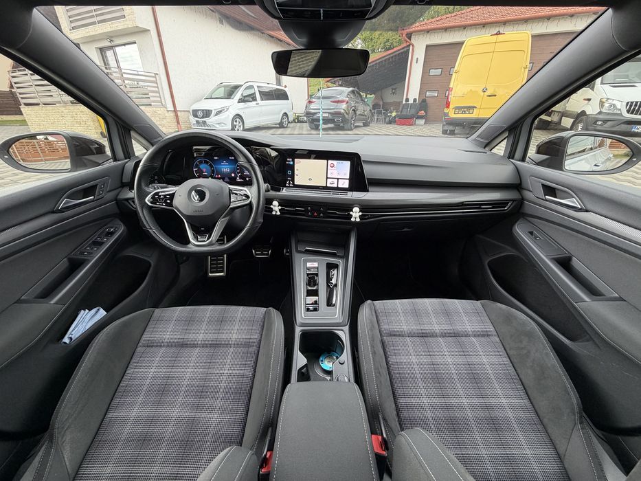 VOLKSWAGEN Golf 2022 — imagine 5