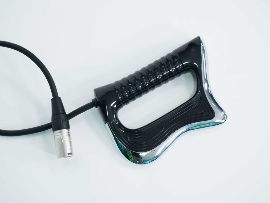 Апарат за текар терапия AresPro Tecar Pro Max