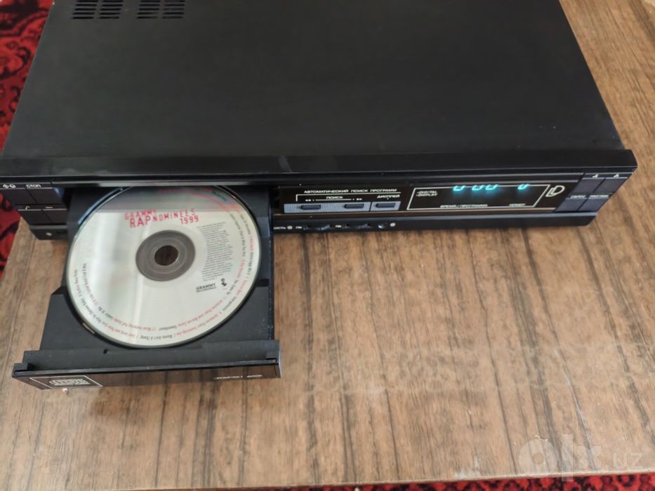 CD проигрыватель  Вега 122 С