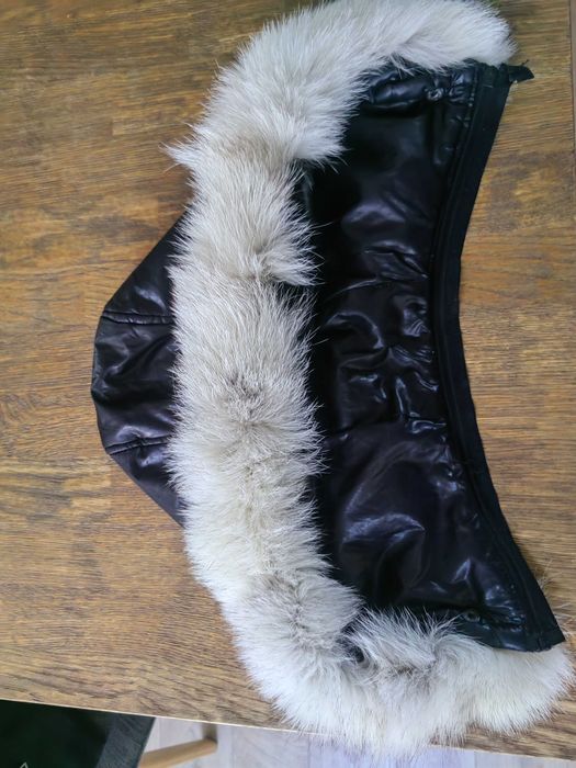 Качулка с естествен пух