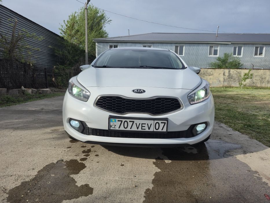 Продам kia ceed 2013