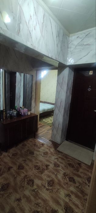 Продаётся 3/1/4  Авиасозлар1  Кадышева, 77 серия , 2*6 балкон