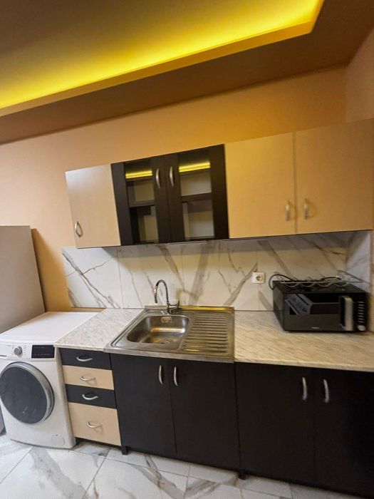 Дава се под наем Едностаен апартамент в София, Банишора - 35 кв.м за 448.8 € - Снимка #1