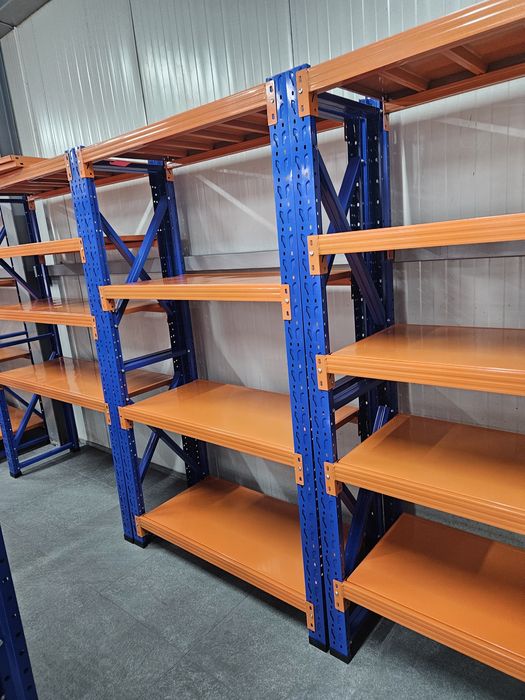 Стелажи за склад и магазини !..