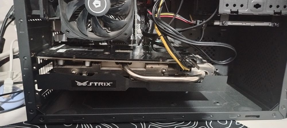 видеокарта R9 380x