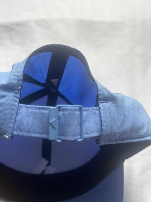 ȘAPCĂ ADIDAS.alb si bleu)