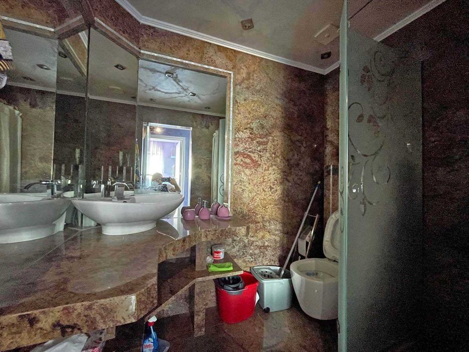 Стилен тристаен апартамент, Първа линия, Фронтална гледка море