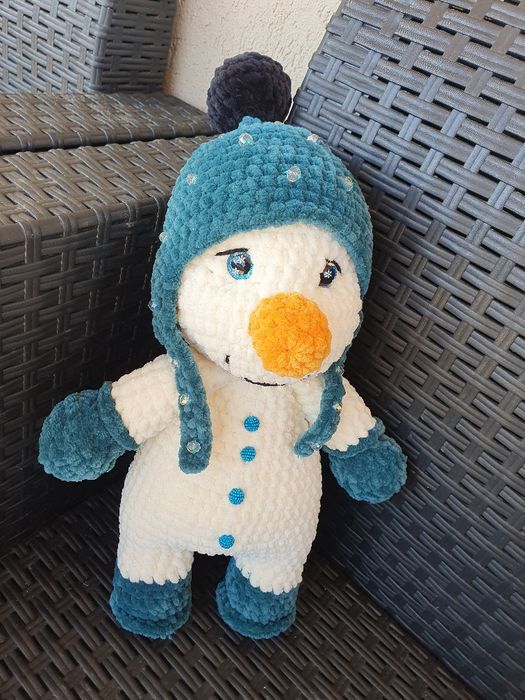 Om de zapada crosetat, fir catifea, jucarii crosetate