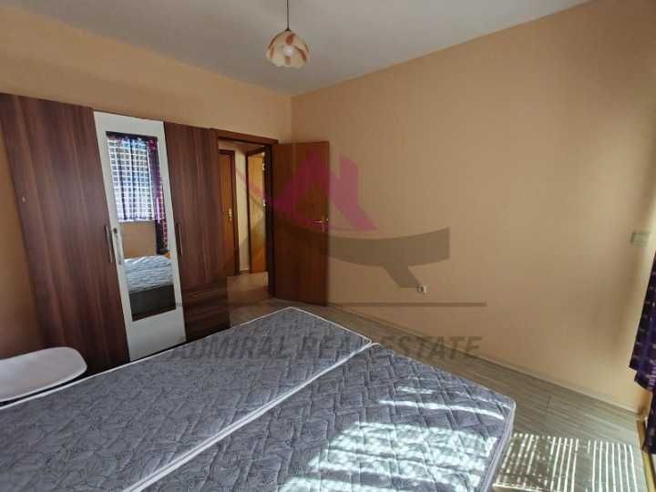 Дава се под наем Двустаен апартамент в Варна, Левски - 55 кв.м за 448.8 € - Снимка #2