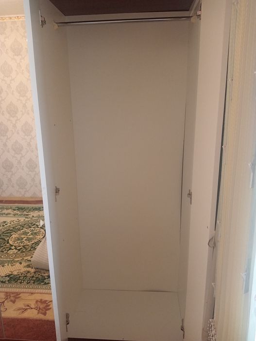 Шкаф белый сатылады