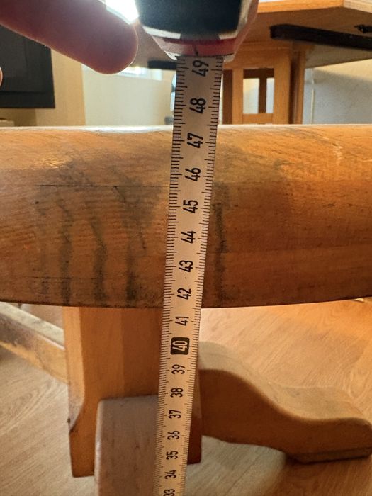 Масивни  дъбови  маси