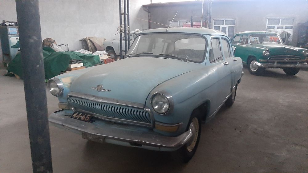 Волга м21  заводской родная комплектация.