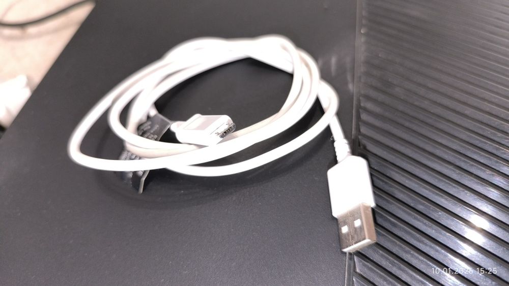 Xbox One S 500GB + Controller + 7 Jocuri | Stare impecabilă
Vând Xbox