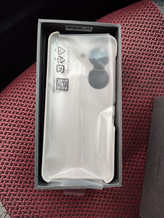 Продам Asus zenfone 9