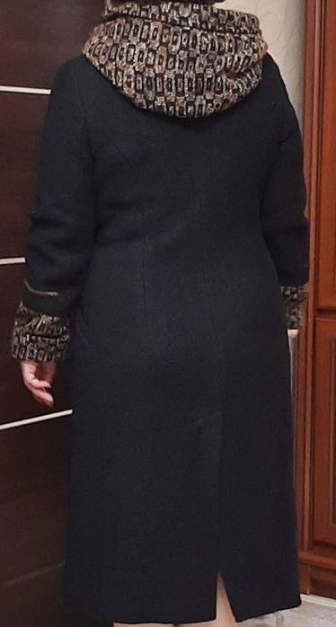 Продаётся женское пальто