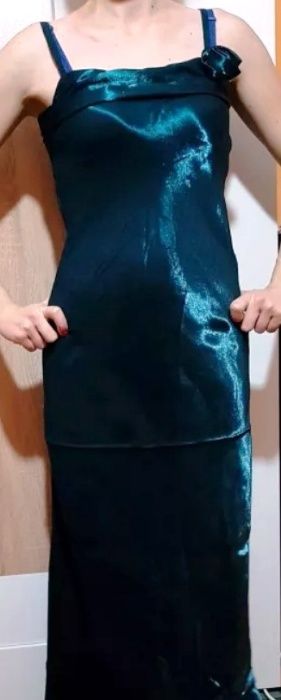 Rochie lungă de ocazie, verde inchis, mătase, mărimea S, 70 lei