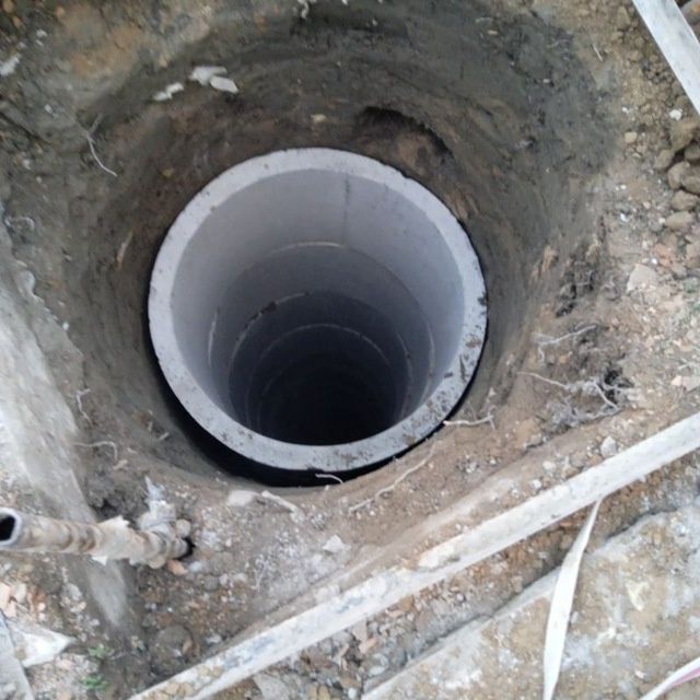 Kalodis tashlaymiz quduq qozamiz transha qozamiz patkop kovlaymiz