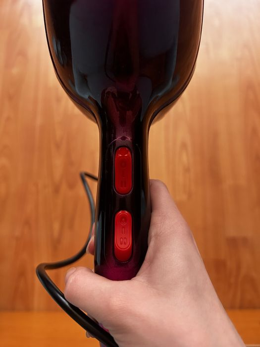 Сеошар - Rbr0wn 2 бр. 5000W; 3000W

Преса за коса - beurer