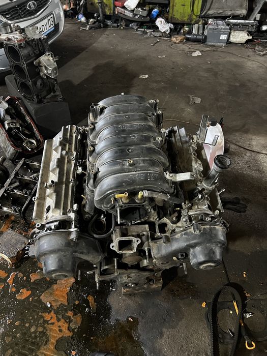 Двигатель 2UZ