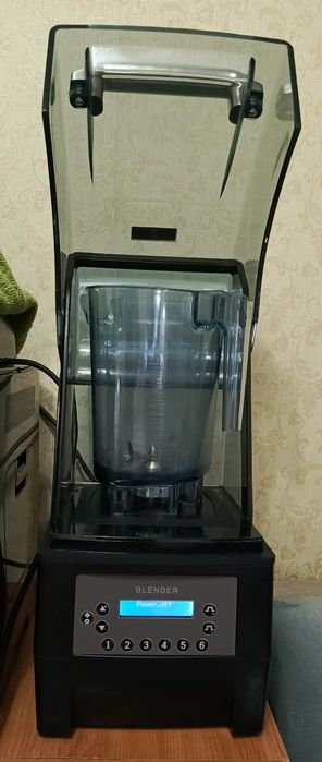Профессиональный Блендер для бара.