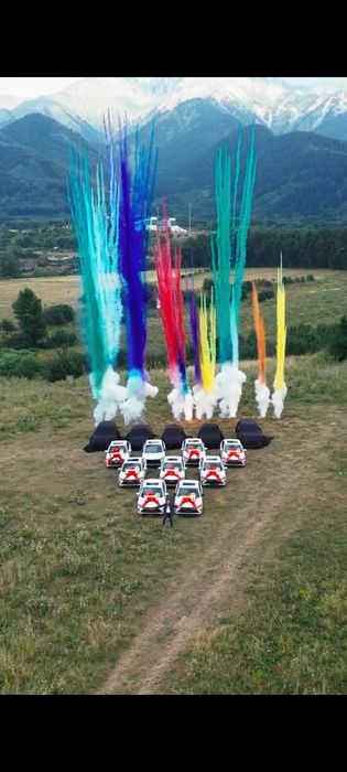 Салюты цветные дневной