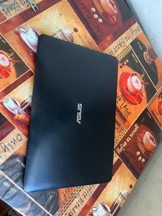 Asus intel i5-5200u, 8gb ram, ssd120gb