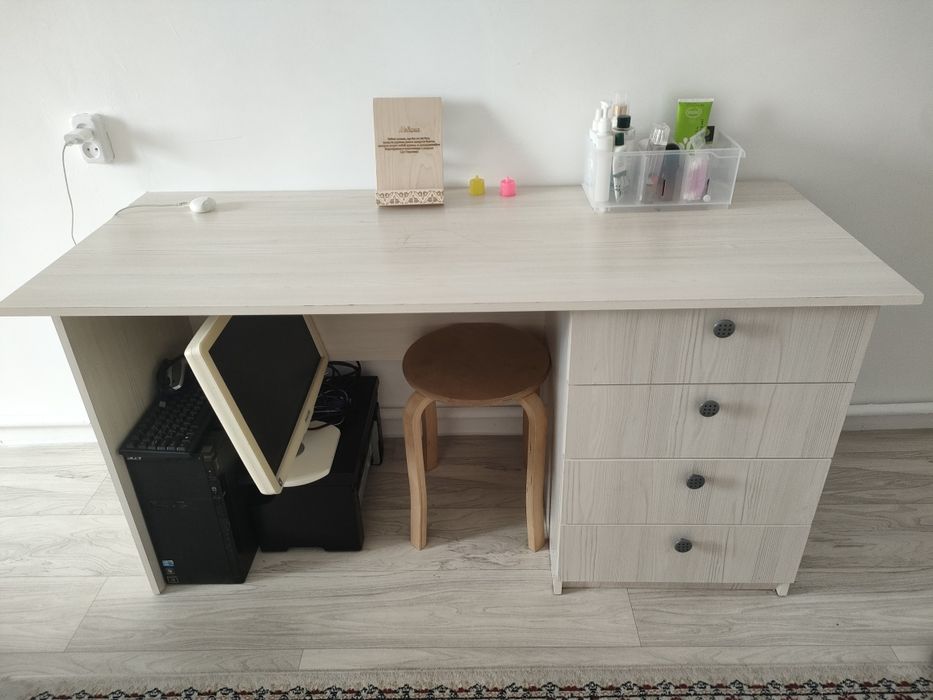 комод, компьютерный стол,полка в отличном