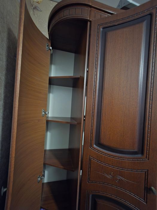 Срочно Продам шкаф