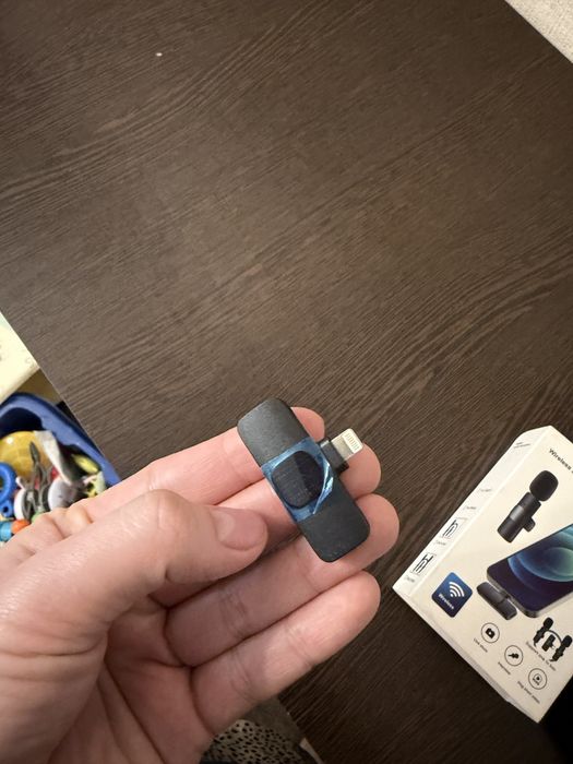 Петличный микрофон для iphone lightning